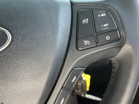 Hyundai i10 1.0 Premium 5dr 17