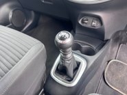 Toyota Yaris VVT-I ICON 18
