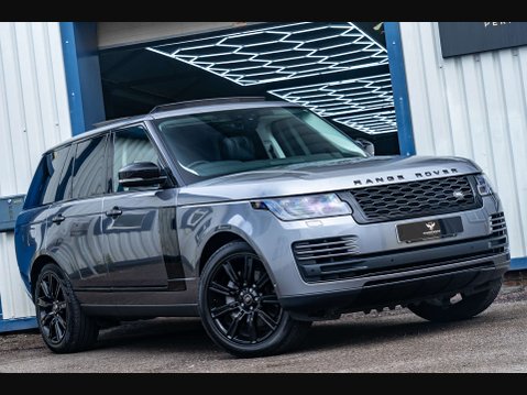 Land Rover Range Rover 3.0 Range Rover Vogue SE D MHEV Auto 4WD 5dr 30