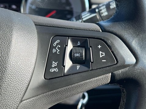 Vauxhall Astra SRI NAV 38