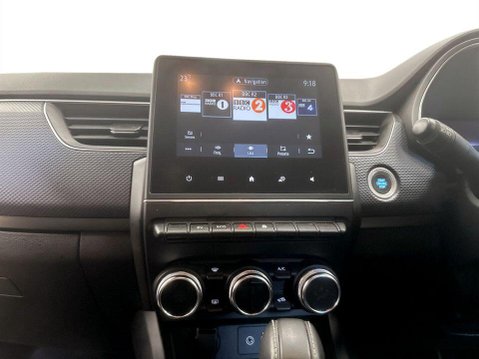 Renault Arkana 1.6 E-TECH evolution SUV 5dr Petrol Hybrid Auto Euro 6 (s/s) (145 ps) 18