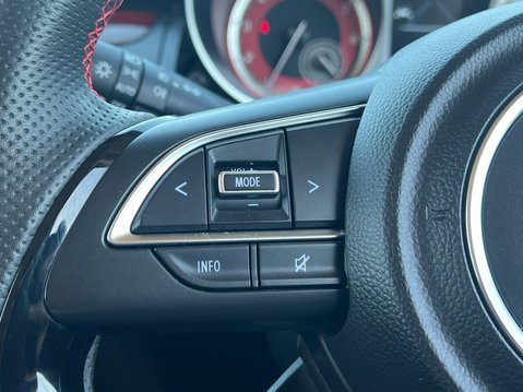 Suzuki Swift SPORT BOOSTERJET MHEV 31