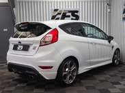Ford Fiesta 1.6T EcoBoost ST-3 Hatchback 3dr Petrol Manual Euro 6 (182 ps) 27