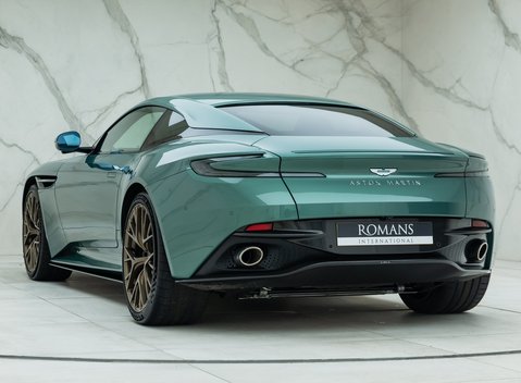 Aston Martin DB12 Coupe 7