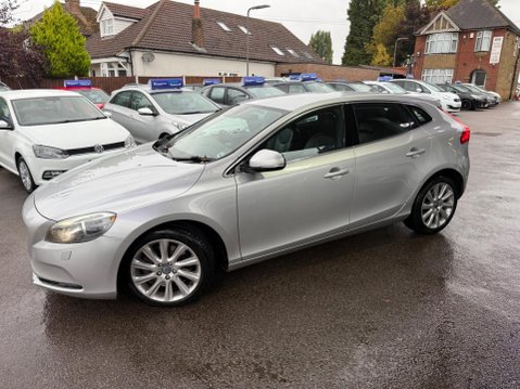 Volvo V40 2.0 D3 SE Lux Nav Geartronic Euro 5 (s/s) 5dr 3
