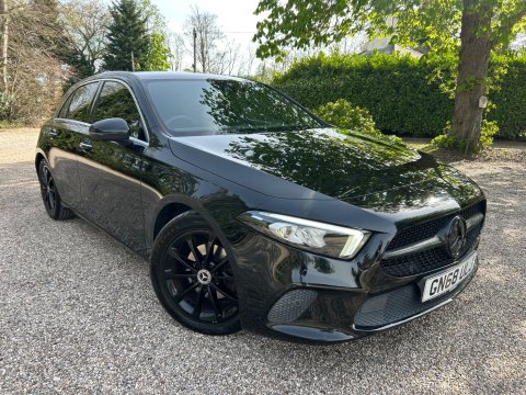 Mercedes-Benz A Class 1.5 A180d Sport (Premium) 7G-DCT Euro 6 (s/s) 5dr 1