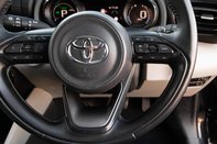 Toyota Yaris EXCEL FHEV 20