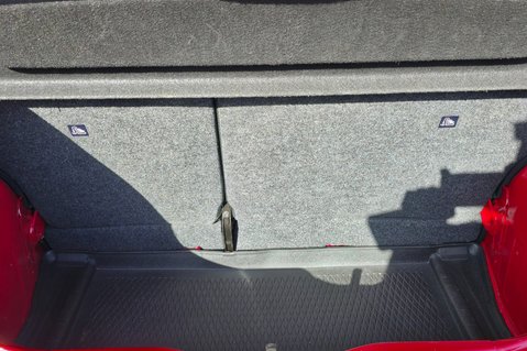 Skoda Citigo 1.0 SE MPI.. 5 SERVICES.. STUNNING EXAMPLE! 64 MPG! LOW INSURANCE! 16