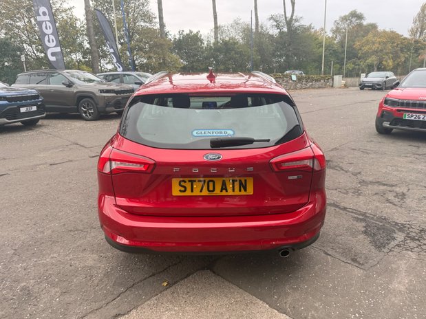 Ford Focus TITANIUM EDITION MHEV 6