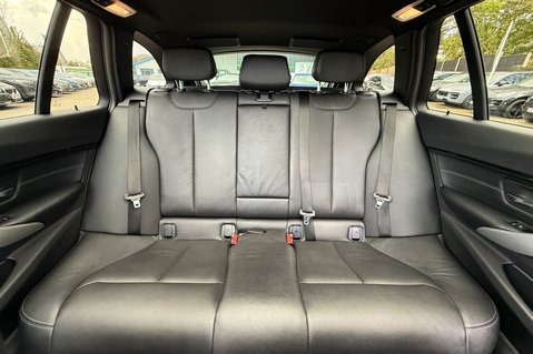 BMW 3 Series 320D XDRIVE M SPORT SHADOW EDITION TOURING -PAN ROOF -PRO MEDIA -APPLE CARP 17