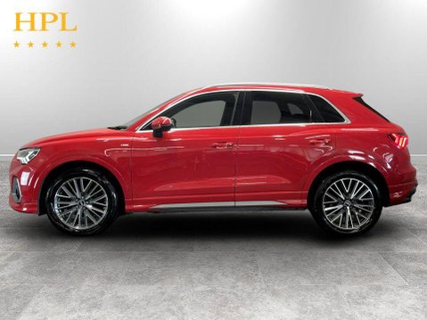 Audi Q3 1.5 TFSI CoD 35 S line SUV 5dr Petrol S Tronic Euro 6 (s/s) (150 ps) Parkin 4