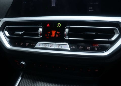 BMW 3 Series 2.0 330E M Sport Auto 5dr 28