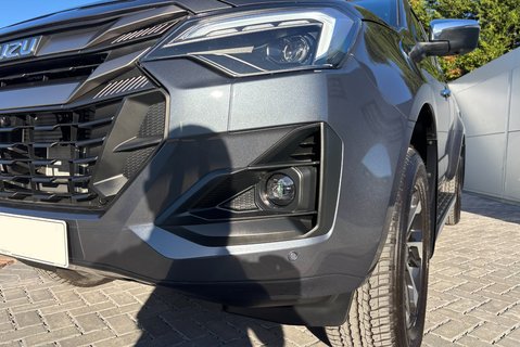 Isuzu D-Max DL40 4x4 Extended Cab 2.2 Automatic Pickup - In Stock! 22