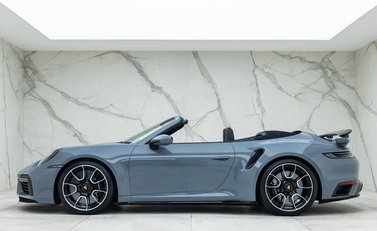 Porsche 911 Turbo S CABRIOLET (992) 3