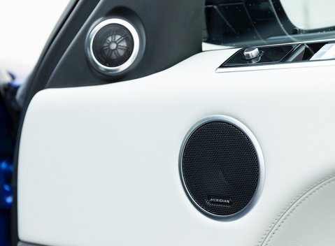 Land Rover Range Rover Sport 5.0 SVR Carbon Edition 23