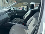 SEAT Arona TSI SE 15