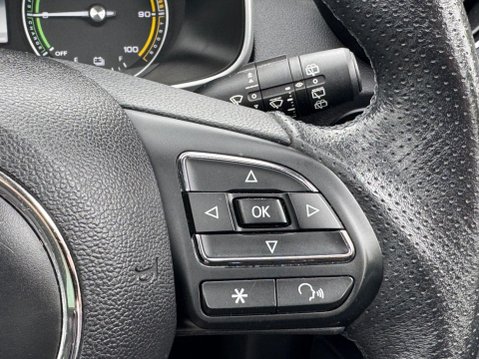 MG ZS 44.5kWh Exclusive Auto 5dr 30