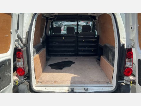 Peugeot Partner 1.6 eHDi 850 Professional Panel Van 4dr Diesel Manual L1 (s/s) (129 g/km, 9 9