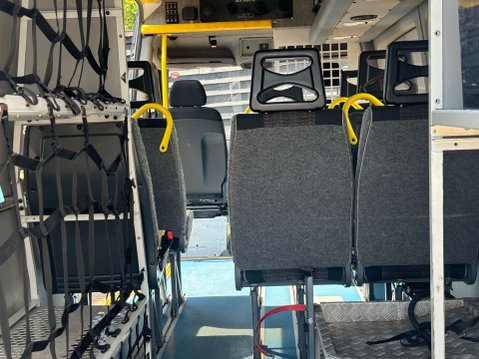 Mercedes-Benz Sprinter 3.0 Sprinter 519 CDi 33