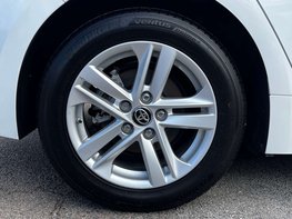 Toyota Corolla 1.8 Corolla Icon HEV CVT 5dr 14