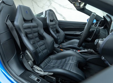 Ferrari 488 SPIDER 17