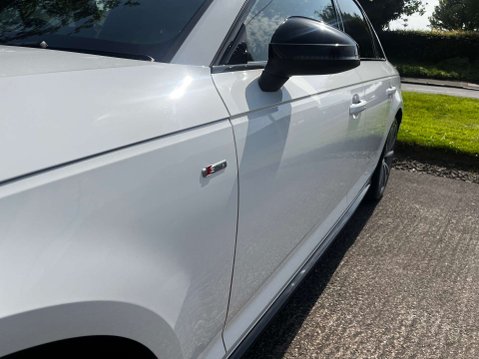 Audi A4 2.0 A4 Black Edition 35 TFSI Semi-Auto 4dr 50