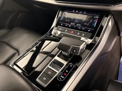 Audi Q7 3.0 TDI V6 50 S line Tiptronic quattro Euro 6 (s/s) 5dr 26