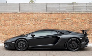Lamborghini Aventador SV LP 750-4 Coupe 2