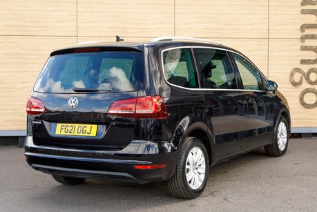 Volkswagen Sharan SE NAVIGATION TSI DSG