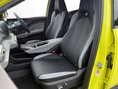 BYD Dolphin Surf 65kw Boost 43kWh 5dr Auto 19