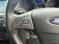 Ford Focus ST-LINE 18