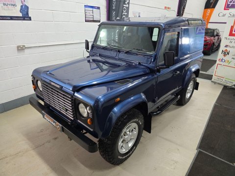 Land Rover Defender 2.5 TD5 County Hard Top SUV SWB 3dr 5