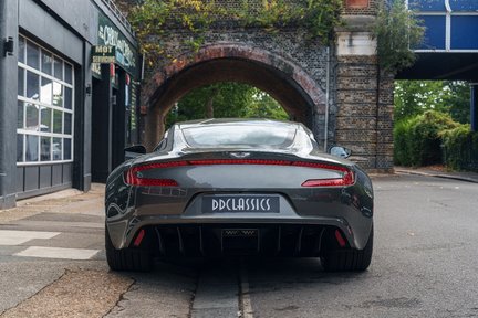 Aston Martin One77 6