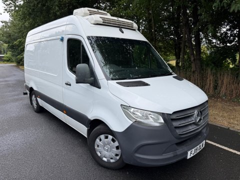 Mercedes-Benz Sprinter 2.1 314 CDi Temperature Controlled 5dr Diesel Manual RWD L3 H2 (210 g/km, 1 1