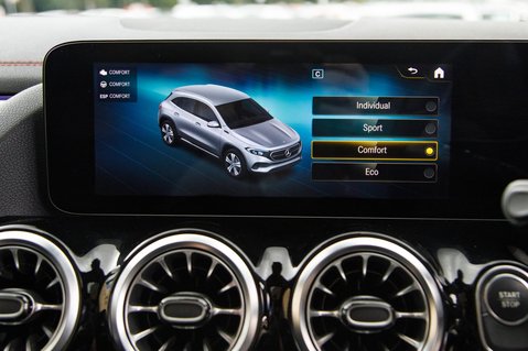 Mercedes-Benz EQA EQA 250 AMG LINE PREMIUM 34