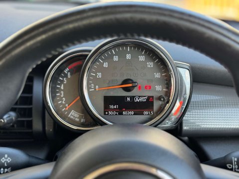 Mini Hatch 1.5 Cooper Hatchback 3dr Petrol Manual Euro 6 (s/s) (136 ps) 27