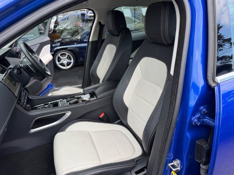 Jaguar F-Pace 2.0 P300 R-Sport SUV 5dr Petrol Auto AWD Euro 6 (s/s) (300 ps) 50