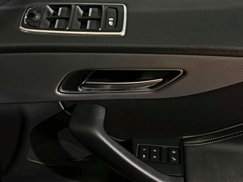 Jaguar F-Pace V6 S AWD 19
