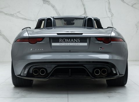 Jaguar F-Type SVR Convertible 11