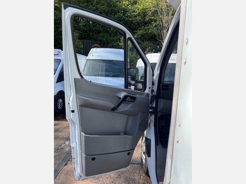 Mercedes-Benz Sprinter 2.1 311 CDI Luton 3dr Diesel Manual RWD L3 (109 bhp) 29