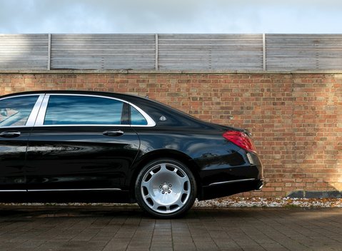 Mercedes-Benz M Class S600 33