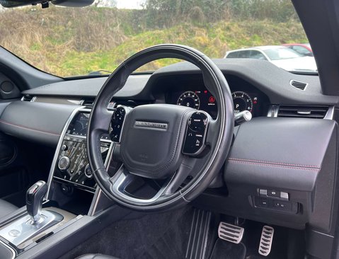 Land Rover Discovery Sport 2.0 Discovery Sport R-Dynamic HSE Auto 4WD 5dr 14