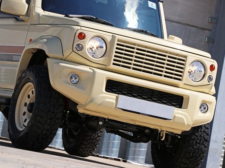 Fully bespoke exterior styling and seating packages for the iconic Suzuki Jimny (2019+) from SEEKER 11