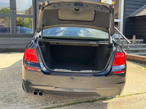 BMW 5 Series 3.0 530d M Sport Steptronic Euro 5 4dr 31