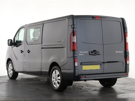Renault Trafic LL30 Blue dCi 150 Extra MY26 Crew Van 9