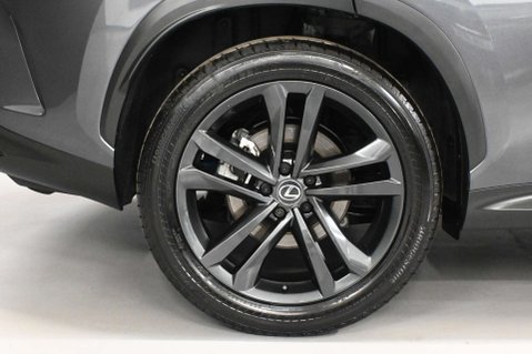 Lexus NX 2.5 NX 350h CVT 4WD 5dr 11