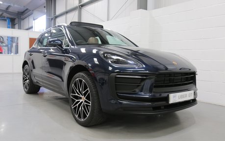 Porsche Macan PDK - Panoramic Roof / RS Spyder Alloys - Full Porsche Service History 3