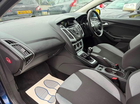Ford Focus 1.0T EcoBoost Zetec Euro 5 (s/s) 5dr 18