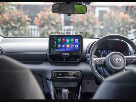 Toyota Yaris 1.5 Yaris Design HEV CVT 5dr 19