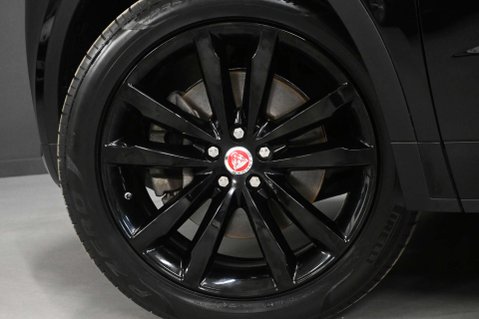Jaguar E-Pace 2.0 E-Pace R-Dynamic S AWD Auto 4WD 5dr 46